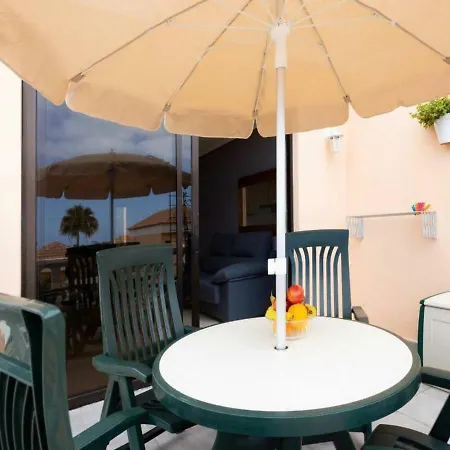 Luxury View Ocean Paradise Court Апарт-отель Адехе