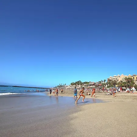 Ξενοδοχείο με διαμερίσματα Luxury View Ocean Paradise Court *